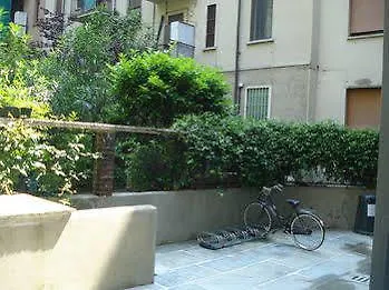 Sigieri Apartment *