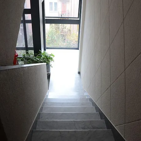 Apartment Sigieri Milan